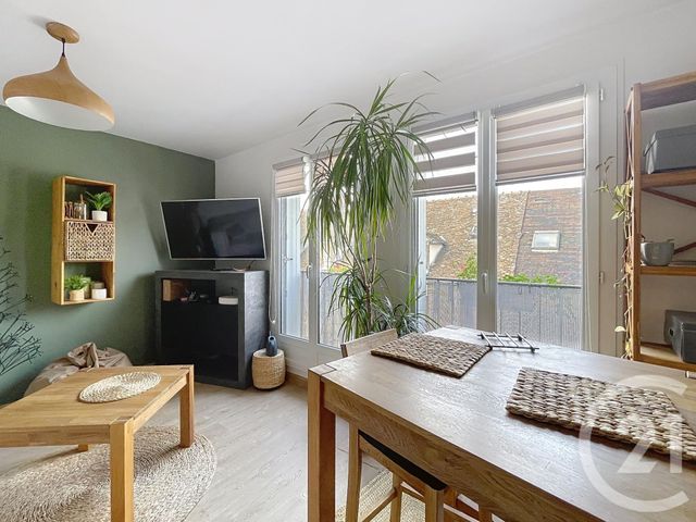 Appartement F2 à vendre - 2 pièces - 34,84 m2 - Montereau Fault Yonne - 77 - ILE-DE-FRANCE