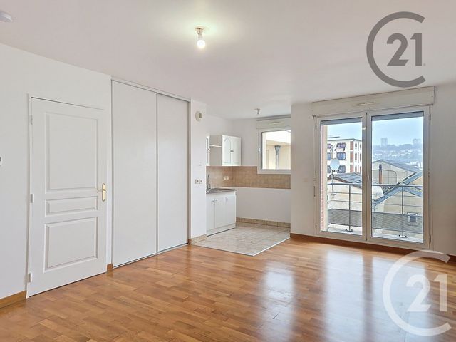 Appartement F2 à louer MONTEREAU FAULT YONNE