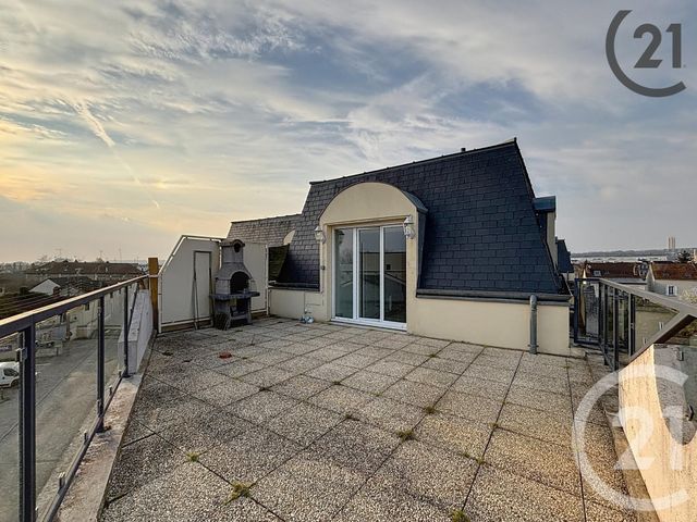 Appartement F1 à louer - 1 pièce - 27 m2 - Montereau Fault Yonne - 77 - ILE-DE-FRANCE