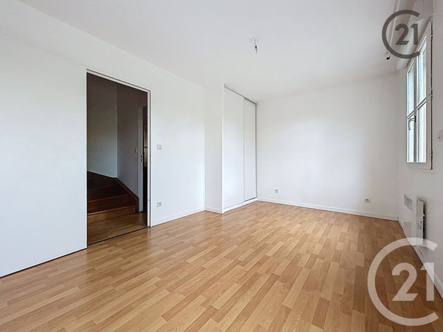 Maison à vendre - 4 pièces - 89,15 m2 - Montereau Fault Yonne - 77 - ILE-DE-FRANCE