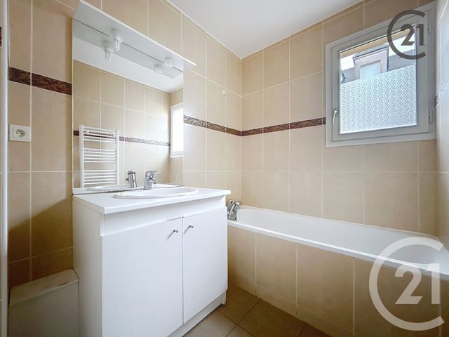 Maison à vendre - 4 pièces - 89,15 m2 - Montereau Fault Yonne - 77 - ILE-DE-FRANCE