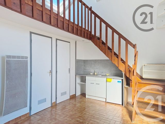 Appartement F1 à louer MONTEREAU FAULT YONNE