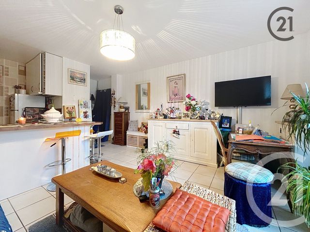 Appartement F2 à vendre MONTEREAU FAULT YONNE