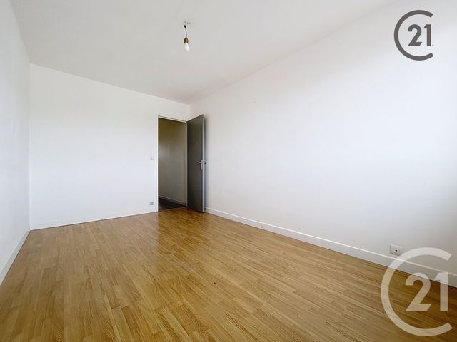 Appartement F4 &agrave; vendre - 4 pi&egrave;ces - 100,89 m2 - Montereau Fault Yonne - 77 - ILE-DE-FRANCE