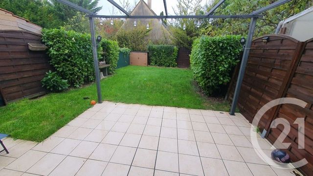 Maison &agrave; louer - 4 pi&egrave;ces - 81,28 m2 - Montereau Fault Yonne - 77 - ILE-DE-FRANCE