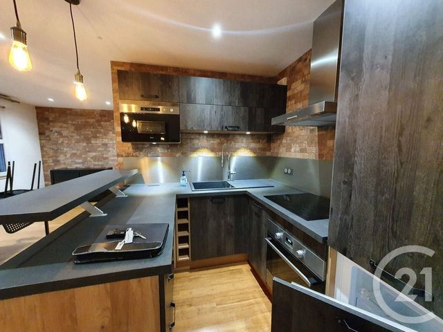 Appartement F2 &agrave; louer - 2 pi&egrave;ces - 41 m2 - Montereau Fault Yonne - 77 - ILE-DE-FRANCE