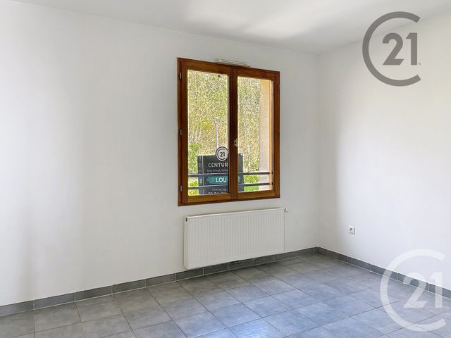 Maison &agrave; louer - 4 pi&egrave;ces - 89,16 m2 - Montereau Fault Yonne - 77 - ILE-DE-FRANCE