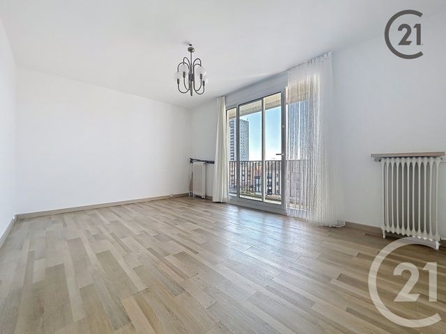 Appartement F3 à vendre MONTEREAU FAULT YONNE