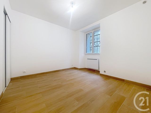 Appartement F3 &agrave; vendre - 3 pi&egrave;ces - 44,74 m2 - Montereau Fault Yonne - 77 - ILE-DE-FRANCE