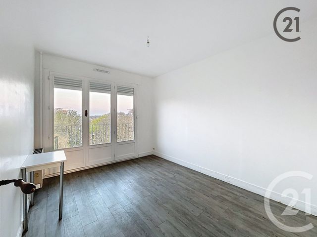 Appartement F3 &agrave; vendre - 3 pi&egrave;ces - 67,23 m2 - Montereau Fault Yonne - 77 - ILE-DE-FRANCE
