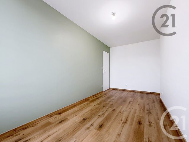 Appartement F3 &agrave; louer - 3 pi&egrave;ces - 48,26 m2 - Montereau Fault Yonne - 77 - ILE-DE-FRANCE