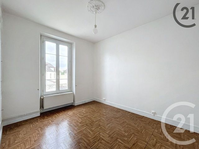 Appartement &agrave; louer - 3 pi&egrave;ces - 68,70 m2 - Montereau Fault Yonne - 77 - ILE-DE-FRANCE