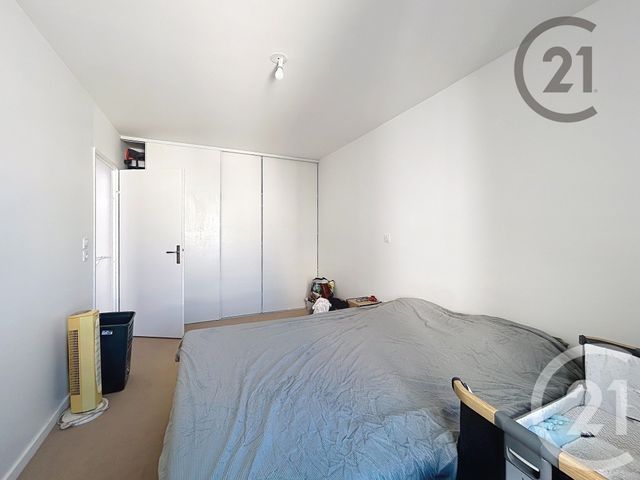 Appartement F3 &agrave; louer - 3 pi&egrave;ces - 57,21 m2 - Montereau Fault Yonne - 77 - ILE-DE-FRANCE