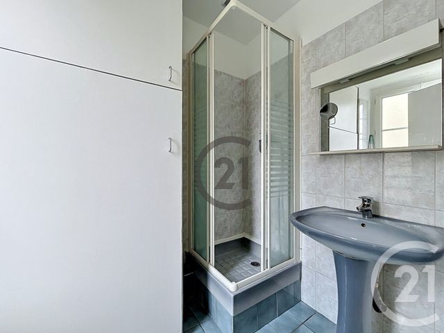 Appartement F2 bis &agrave; vendre - 3 pi&egrave;ces - 48,78 m2 - Montereau Fault Yonne - 77 - ILE-DE-FRANCE