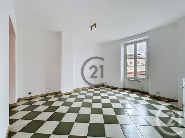 Appartement F2 bis &agrave; vendre - 3 pi&egrave;ces - 48,78 m2 - Montereau Fault Yonne - 77 - ILE-DE-FRANCE