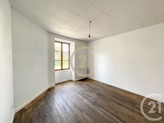 Maison &agrave; louer - 3 pi&egrave;ces - 75,20 m2 - Voulx - 77 - ILE-DE-FRANCE