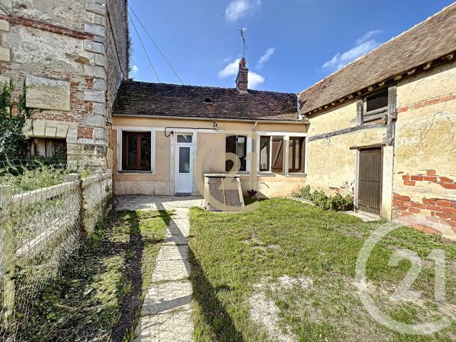 Maison &agrave; louer - 3 pi&egrave;ces - 75,20 m2 - Voulx - 77 - ILE-DE-FRANCE