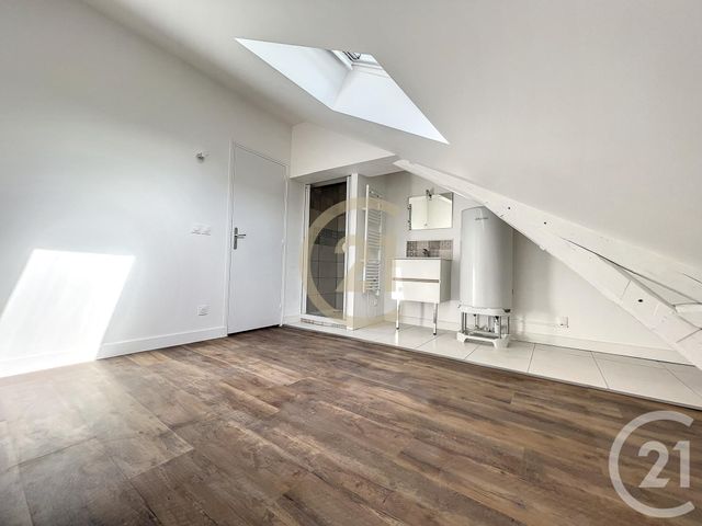 Appartement F2 &agrave; louer - 2 pi&egrave;ces - 24,56 m2 - Montereau Fault Yonne - 77 - ILE-DE-FRANCE