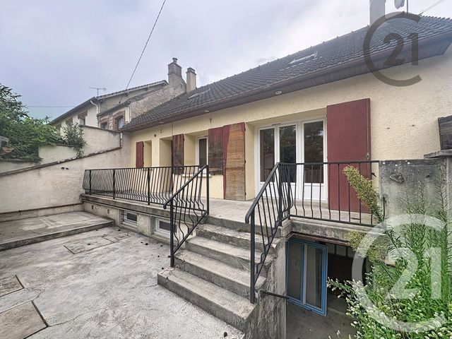 maison - SALINS - 77