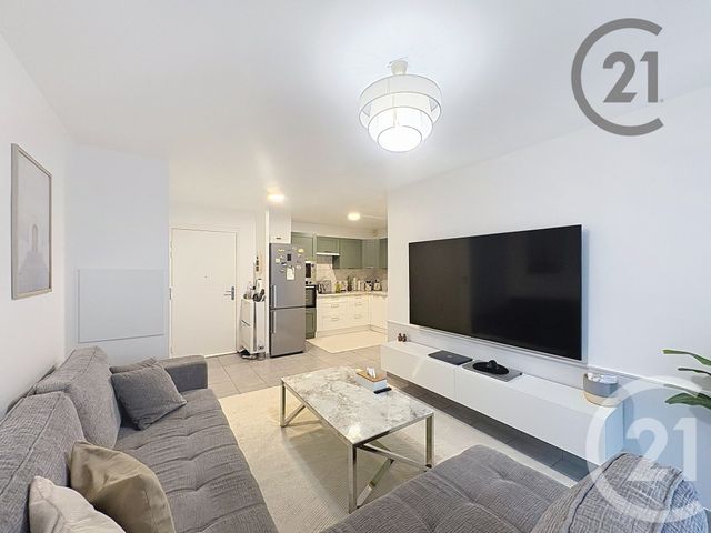 Appartement F3 &agrave; vendre - 3 pi&egrave;ces - 57 m2 - Montereau Fault Yonne - 77 - ILE-DE-FRANCE