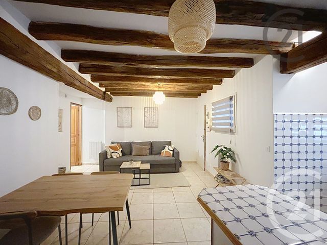 Appartement F2 &agrave; louer - 2 pi&egrave;ces - 35,22 m2 - Montereau Fault Yonne - 77 - ILE-DE-FRANCE