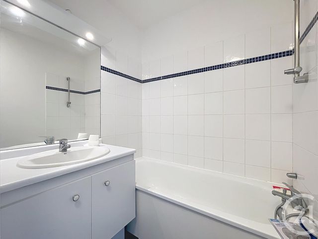 Appartement F2 &agrave; vendre - 2 pi&egrave;ces - 41,82 m2 - Montereau Fault Yonne - 77 - ILE-DE-FRANCE