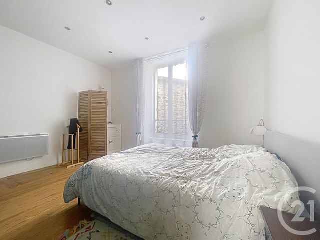 Appartement F3 &agrave; vendre - 3 pi&egrave;ces - 56,76 m2 - Montereau Fault Yonne - 77 - ILE-DE-FRANCE