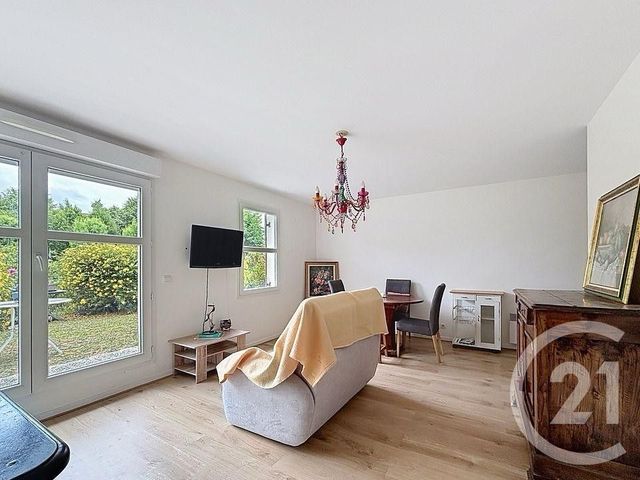 Appartement F2 &agrave; vendre - 2 pi&egrave;ces - 45,68 m2 - Montereau Fault Yonne - 77 - ILE-DE-FRANCE