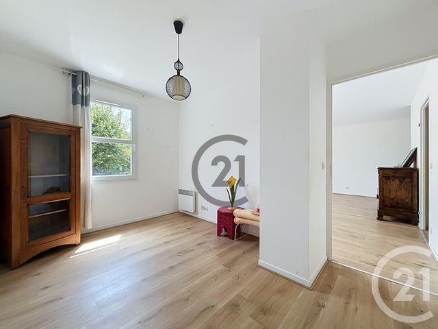 Appartement F2 &agrave; vendre - 2 pi&egrave;ces - 45,68 m2 - Montereau Fault Yonne - 77 - ILE-DE-FRANCE