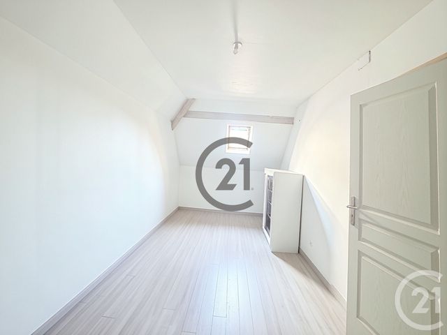 Maison &agrave; vendre - 4 pi&egrave;ces - 94,04 m2 - Montereau Fault Yonne - 77 - ILE-DE-FRANCE
