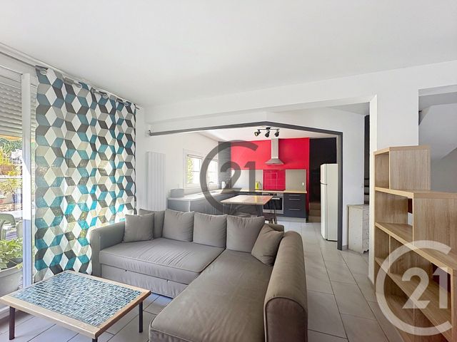 Maison &agrave; vendre - 4 pi&egrave;ces - 94,04 m2 - Montereau Fault Yonne - 77 - ILE-DE-FRANCE