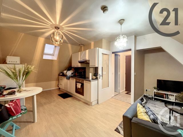 Appartement F2 à louer MONTEREAU FAULT YONNE