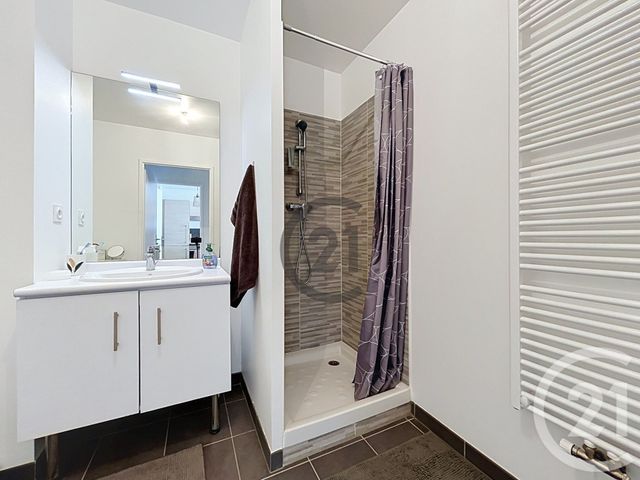 Appartement F2 &agrave; vendre - 2 pi&egrave;ces - 42,22 m2 - Montereau Fault Yonne - 77 - ILE-DE-FRANCE