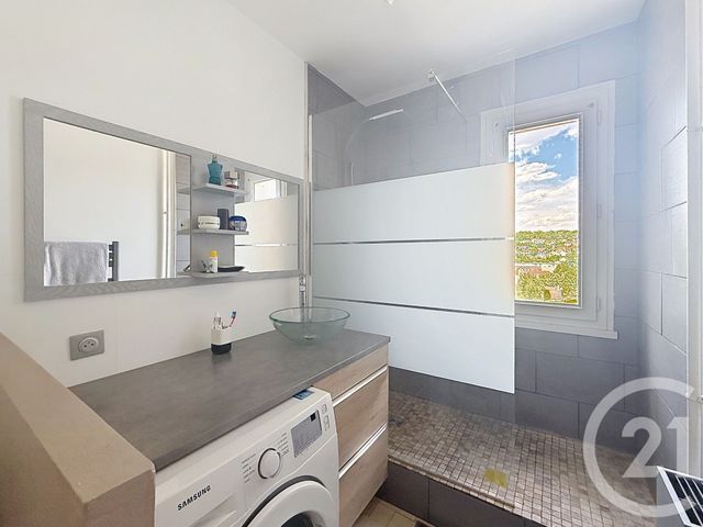 Appartement F2 &agrave; vendre - 2 pi&egrave;ces - 46,83 m2 - Montereau Fault Yonne - 77 - ILE-DE-FRANCE