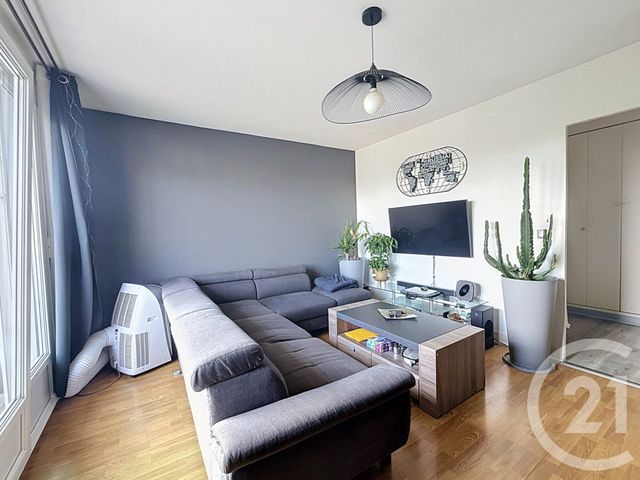 Appartement F2 à vendre MONTEREAU FAULT YONNE