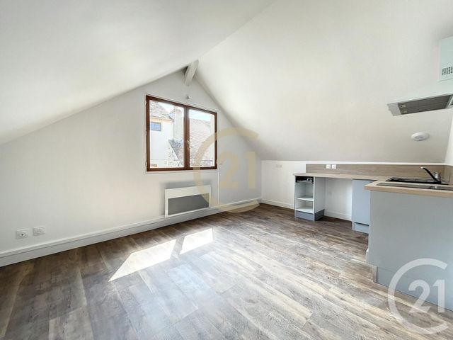 Appartement F1 &agrave; louer - 1 pi&egrave;ce - 18 m2 - Montereau Fault Yonne - 77 - ILE-DE-FRANCE