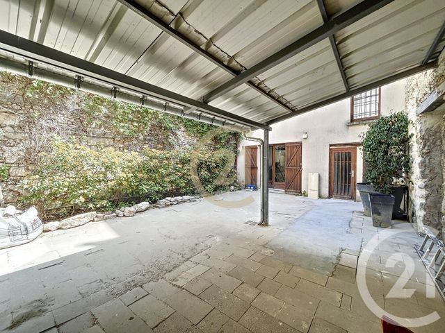 Appartement F1 &agrave; louer - 1 pi&egrave;ce - 18 m2 - Montereau Fault Yonne - 77 - ILE-DE-FRANCE