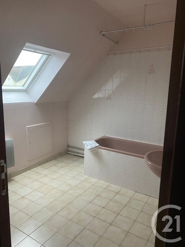 Maison &agrave; louer - 5 pi&egrave;ces - 105,30 m2 - Marolles Sur Seine - 77 - ILE-DE-FRANCE