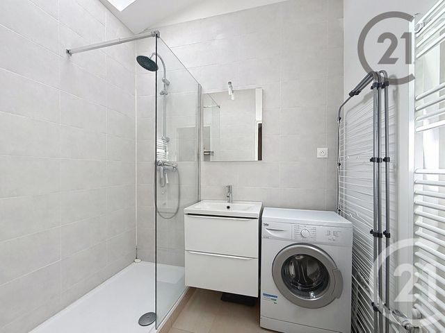 Appartement F3 &agrave; louer - 3 pi&egrave;ces - 51,22 m2 - Montereau Fault Yonne - 77 - ILE-DE-FRANCE