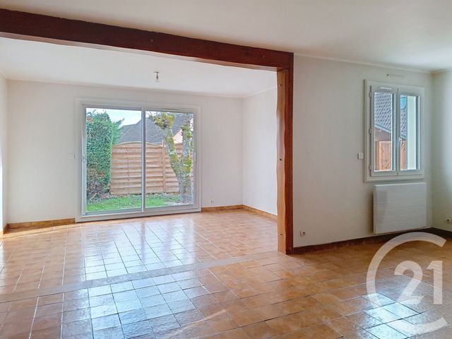 Maison &agrave; vendre - 4 pi&egrave;ces - 97 m2 - Le Chatelet En Brie - 77 - ILE-DE-FRANCE