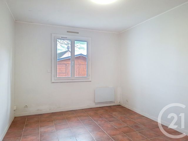 Maison &agrave; vendre - 4 pi&egrave;ces - 97 m2 - Le Chatelet En Brie - 77 - ILE-DE-FRANCE