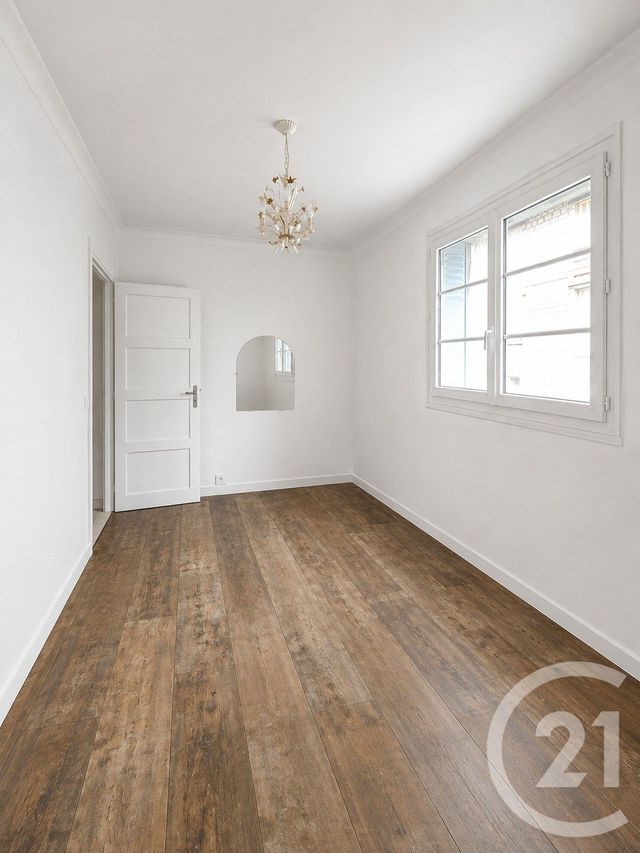 Appartement F3 &agrave; vendre - 3 pi&egrave;ces - 62,20 m2 - Montereau Fault Yonne - 77 - ILE-DE-FRANCE