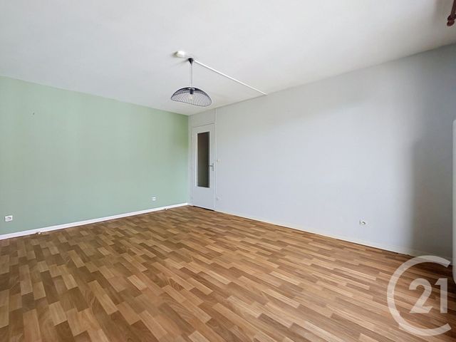 Appartement F2 &agrave; vendre - 2 pi&egrave;ces - 38,98 m2 - Montereau Fault Yonne - 77 - ILE-DE-FRANCE