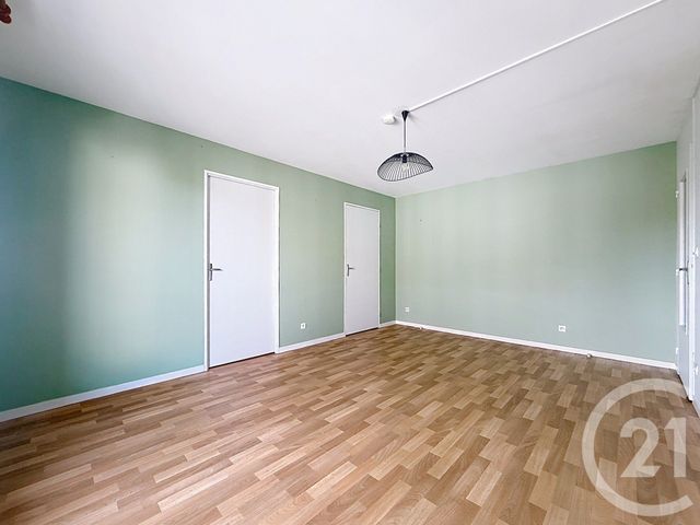 Appartement F2 &agrave; vendre - 2 pi&egrave;ces - 38,98 m2 - Montereau Fault Yonne - 77 - ILE-DE-FRANCE