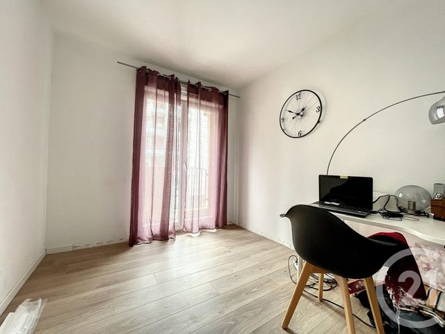 Appartement F3 &agrave; vendre - 3 pi&egrave;ces - 72 m2 - Montereau Fault Yonne - 77 - ILE-DE-FRANCE