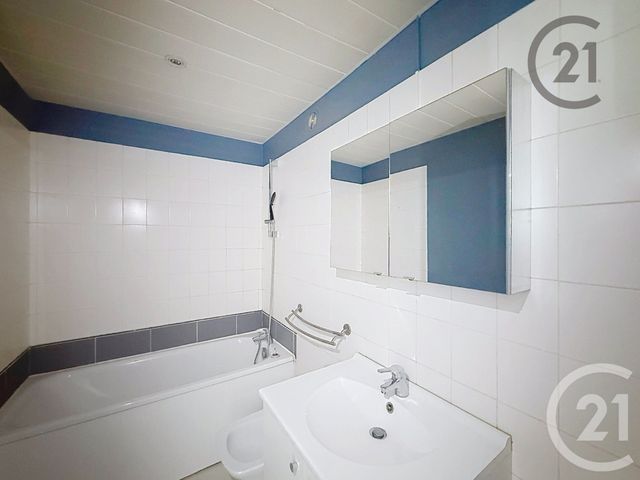 Appartement F3 &agrave; louer - 3 pi&egrave;ces - 71,46 m2 - St Max - 54 - LORRAINE