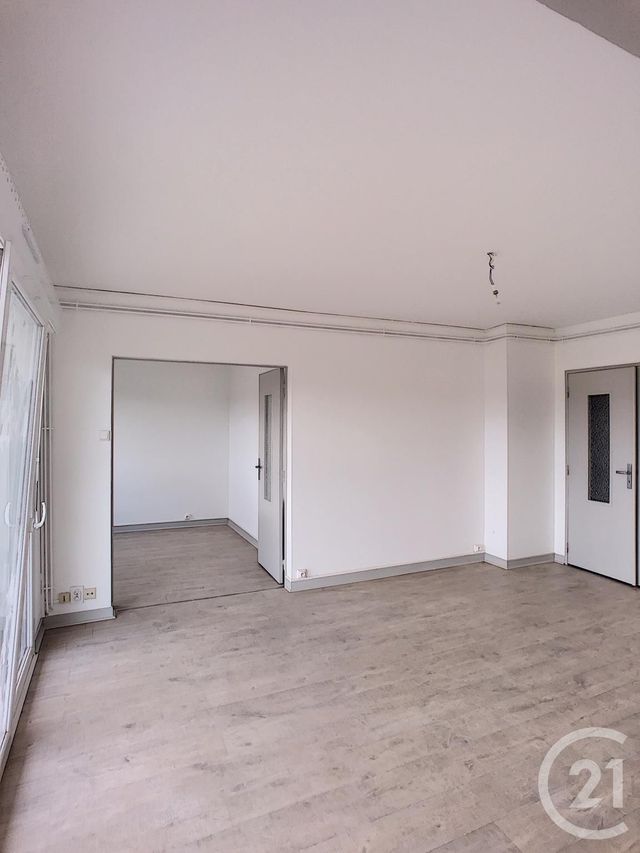 Appartement F5 &agrave; louer - 5 pi&egrave;ces - 80,73 m2 - Chateau Salins - 57 - LORRAINE