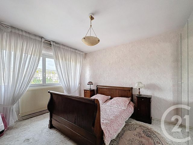 Afficher la photo en grand Appartement F3 à vendre - 3 pièces - 70 m2 - St Max - 54 - LORRAINE