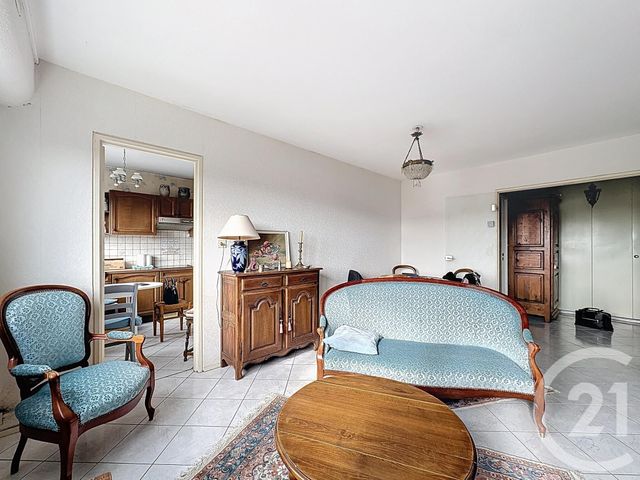 Afficher la photo en grand Appartement F3 à vendre - 3 pièces - 70 m2 - St Max - 54 - LORRAINE