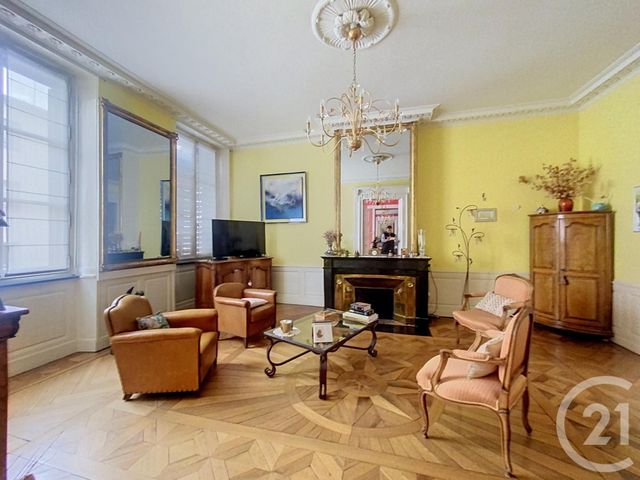 Appartement F7 Et + à vendre NANCY